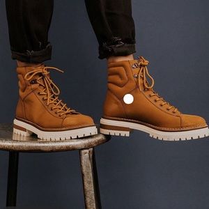 Roolee take a walk boot